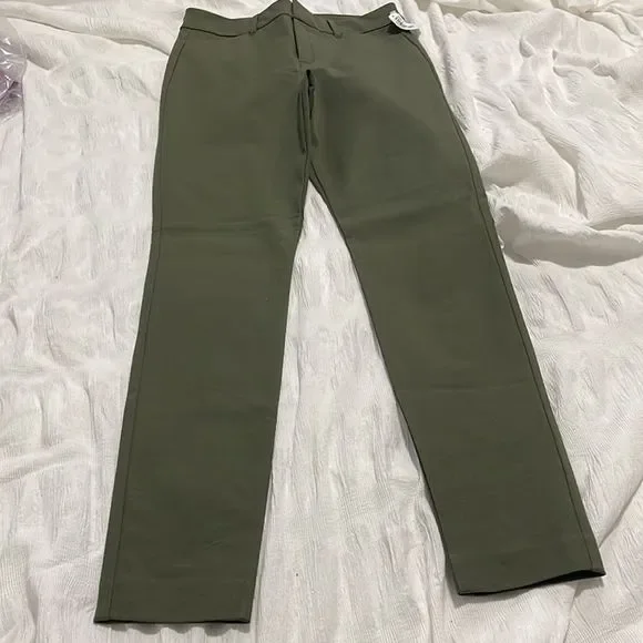 NWT- Old Navy - 24+.  Pixie Pant - Picture 5 of 9